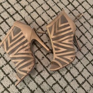 Pale Pink geometric stiletto